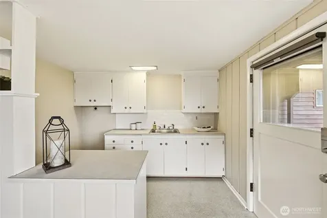 4019 SW Henderson Street Seattle WA 98136