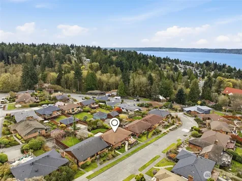 4019 SW Henderson Street Seattle WA 98136