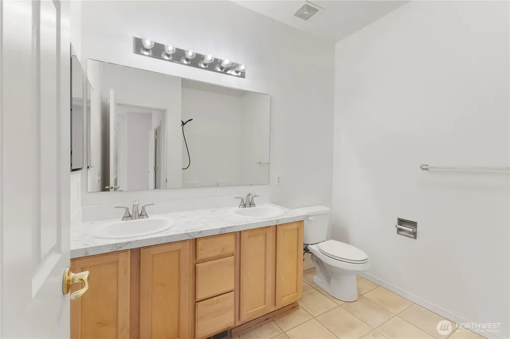 3220 SE 12th Street Renton WA 98058