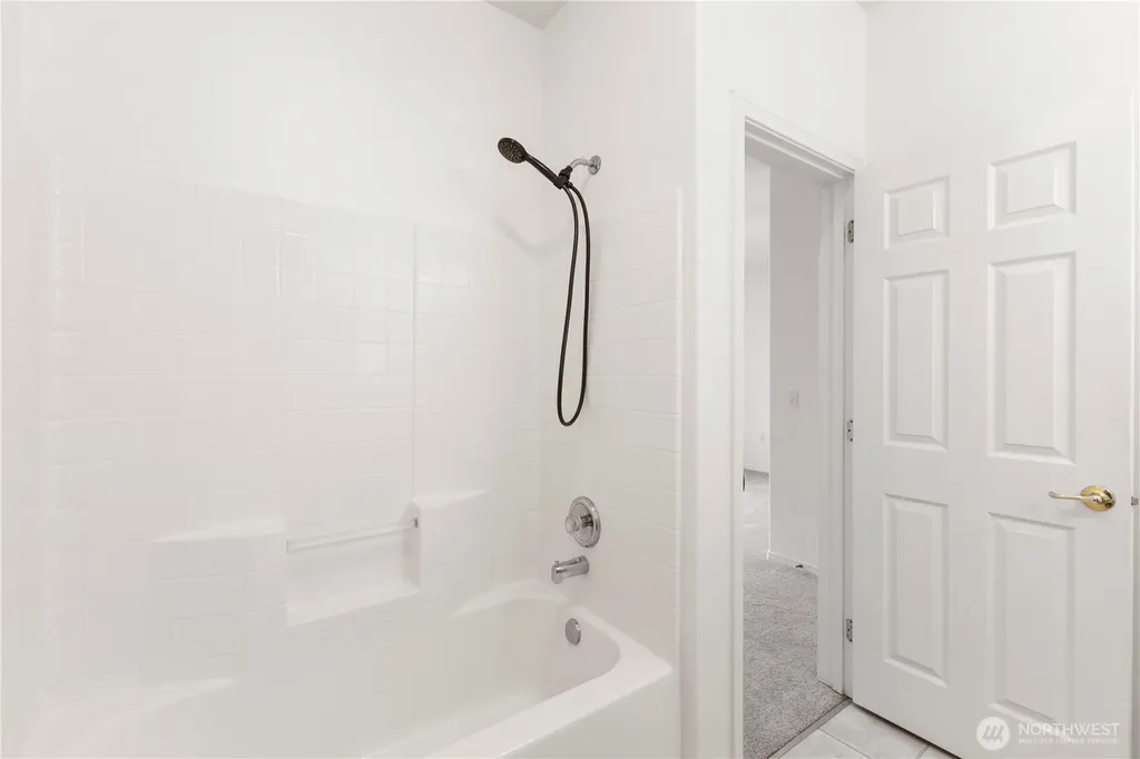3220 SE 12th Street Renton WA 98058