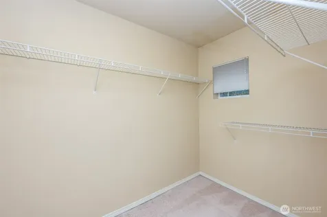 5325 Military Road E Tacoma WA 98446