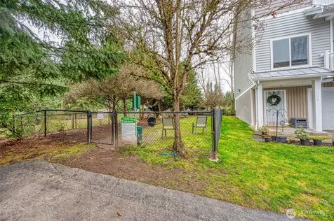 5325 Military Road E Tacoma WA 98446
