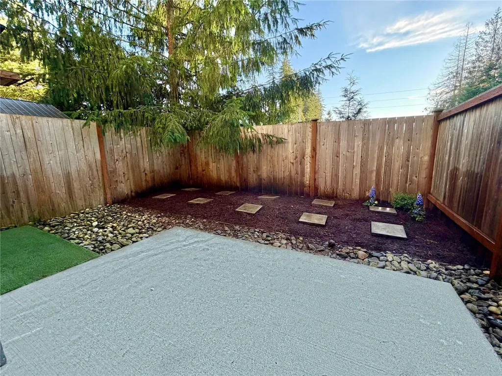 224 Raybird Avenue Granite Falls WA 98252