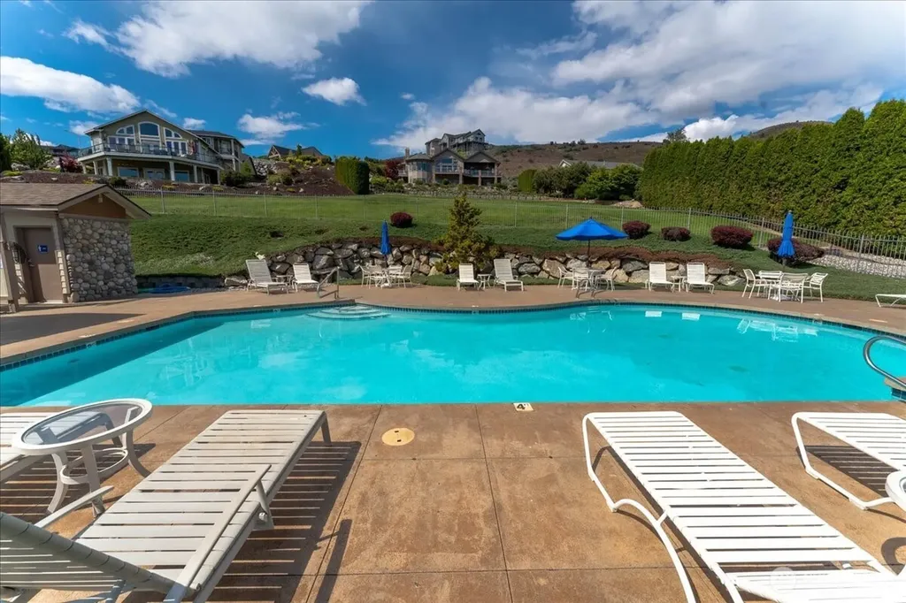 270 Crystal View Drive Chelan WA 98816