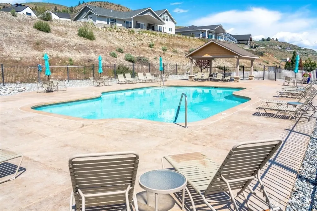 270 Crystal View Drive Chelan WA 98816