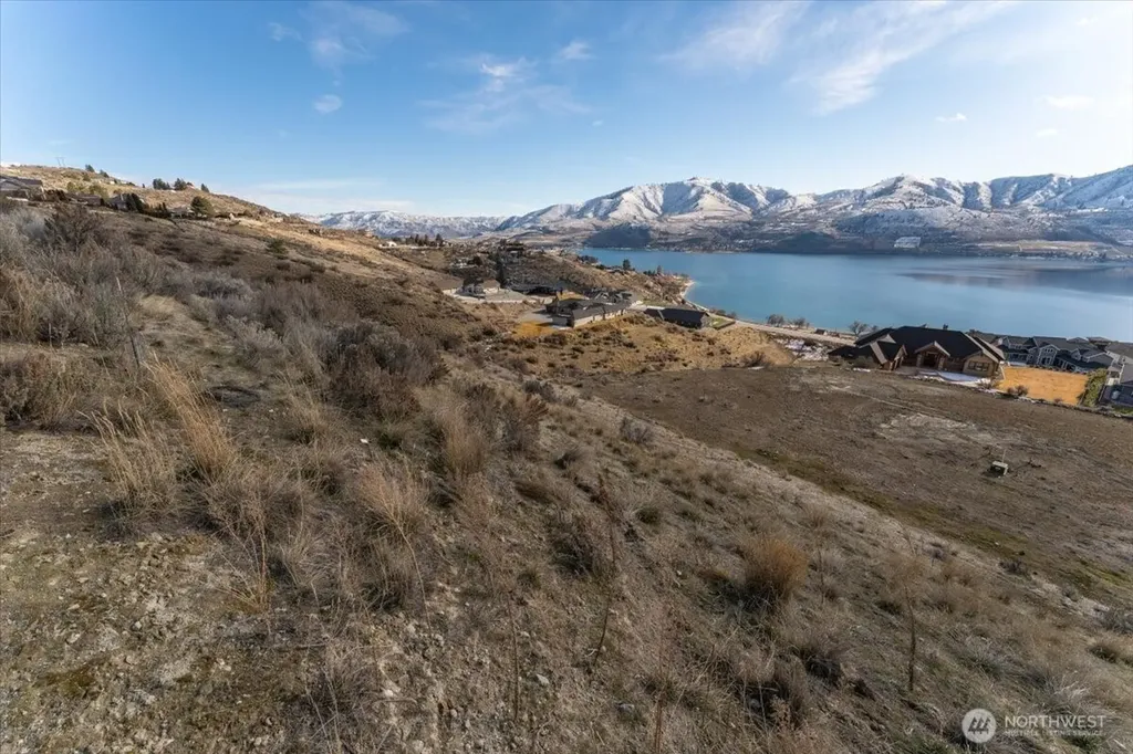 270 Crystal View Drive Chelan WA 98816