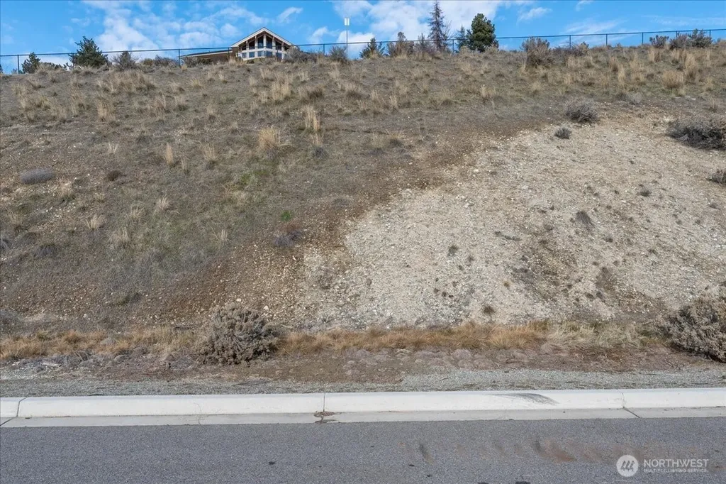270 Crystal View Drive Chelan WA 98816