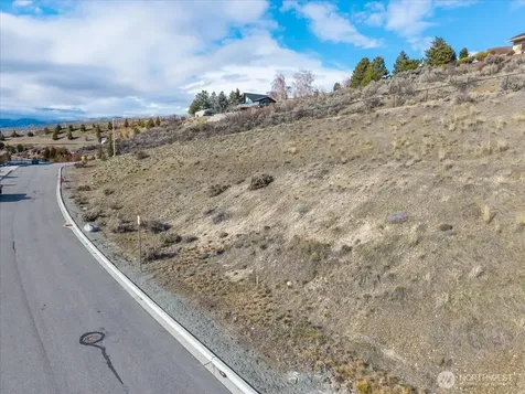 270 Crystal View Drive Chelan WA 98816