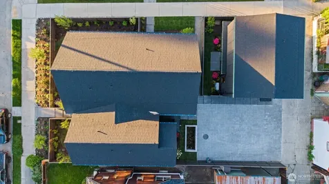 3204 33rd Avenue S Seattle WA 98144