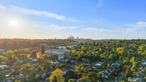 3305 S Hanford Street Seattle WA 98144