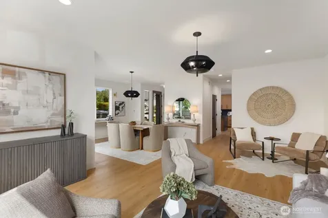 3305 S Hanford Street Seattle WA 98144