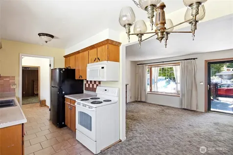 4504 S Trenton Street Seattle WA 98118
