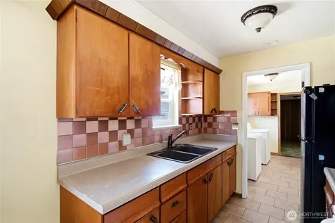 4504 S Trenton Street Seattle WA 98118