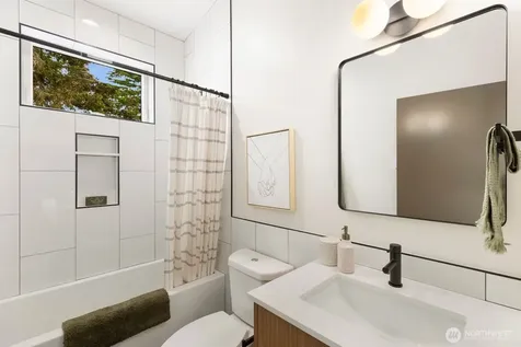 3307 S Hanford Street Seattle WA 98144