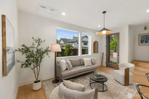 3307 S Hanford Street Seattle WA 98144