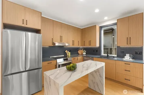 3307 S Hanford Street Seattle WA 98144