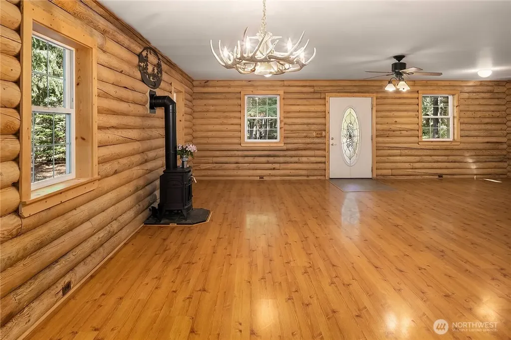 551 Pioneer Trail Cle Elum WA 98922