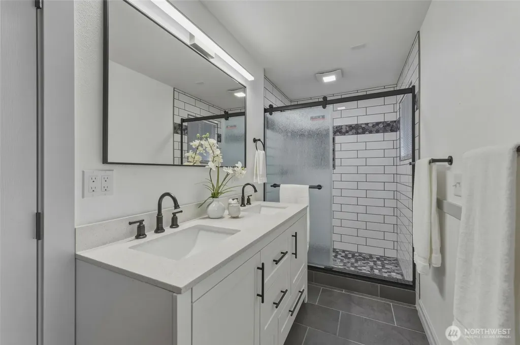 2242 S Wilbur Walla Walla WA 99362