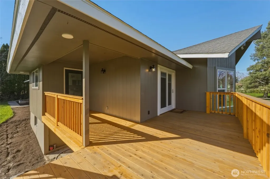 2242 S Wilbur Walla Walla WA 99362