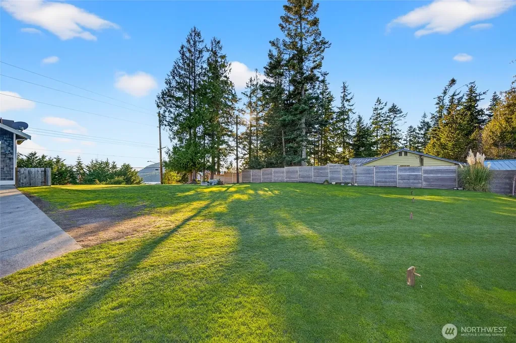 2810 Grady Lane Anacortes WA 98221