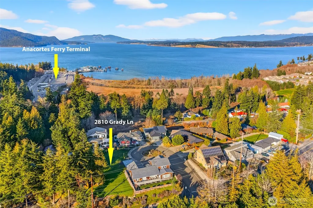 2810 Grady Lane Anacortes WA 98221