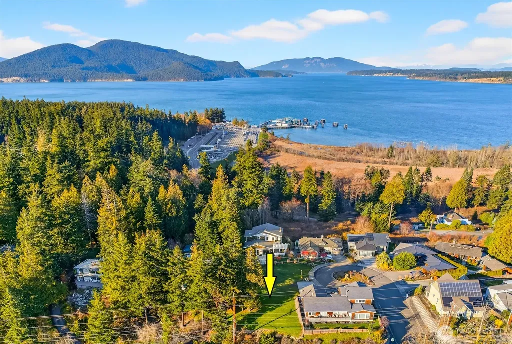 2810 Grady Lane Anacortes WA 98221