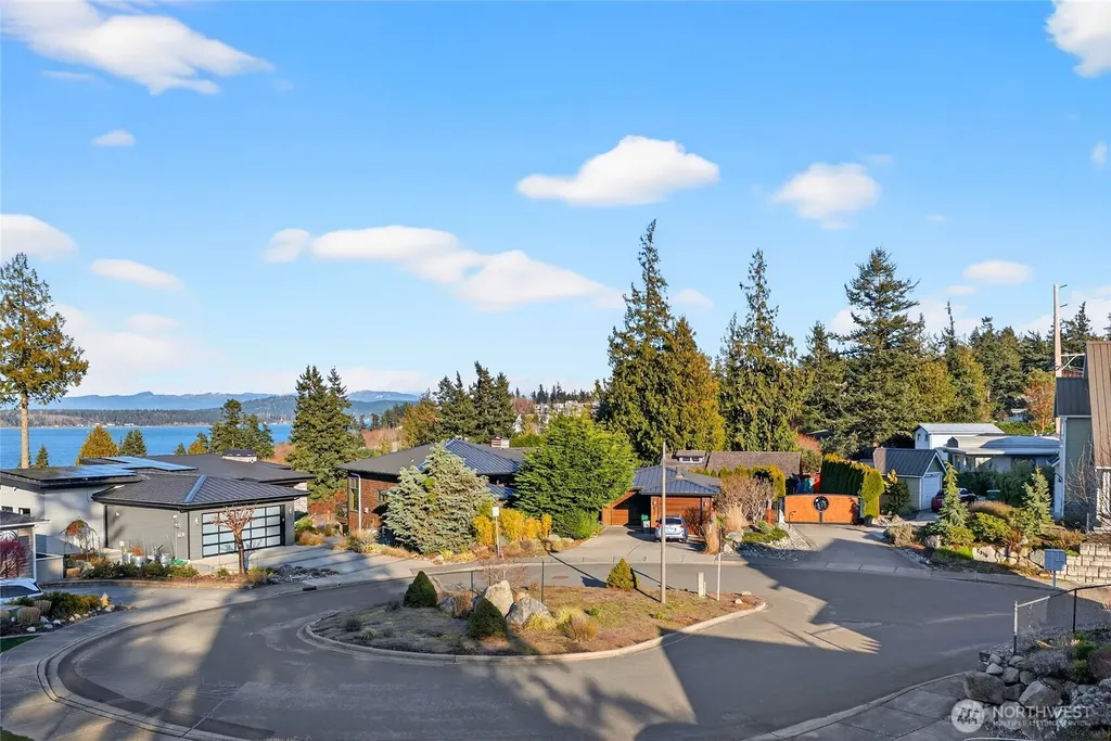 2810 Grady Lane Anacortes WA 98221