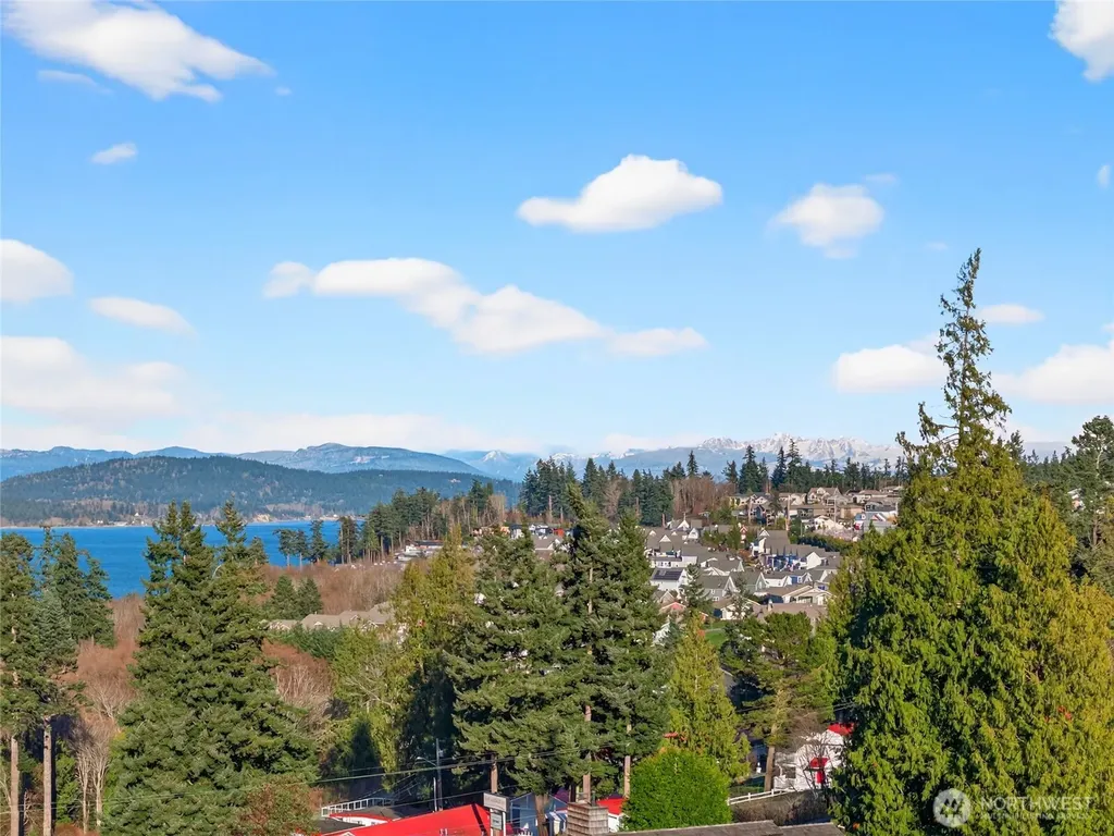 2810 Grady Lane Anacortes WA 98221