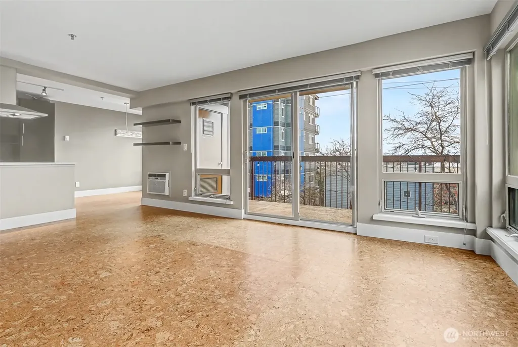 500 5th Ave W Seattle WA 98119
