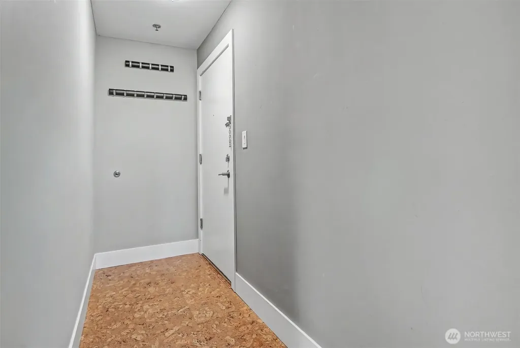 500 5th Ave W Seattle WA 98119