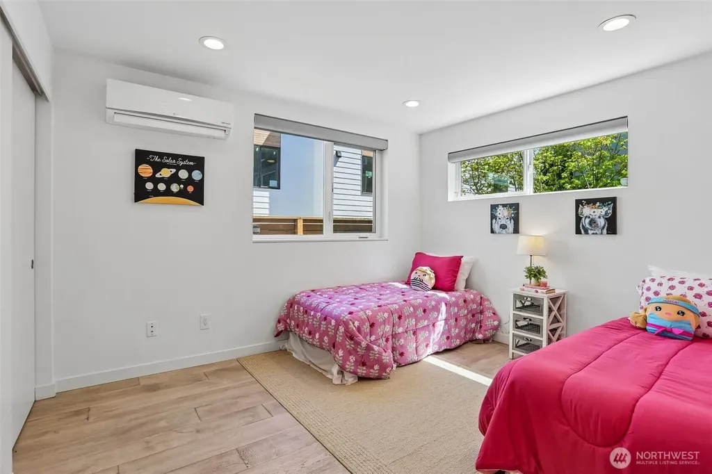 1926 Ferry Avenue SW Seattle WA 98116