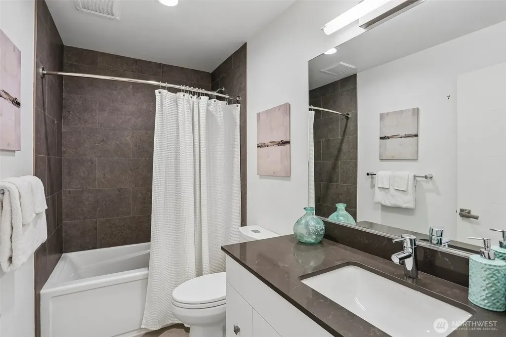 1926 Ferry Avenue SW Seattle WA 98116