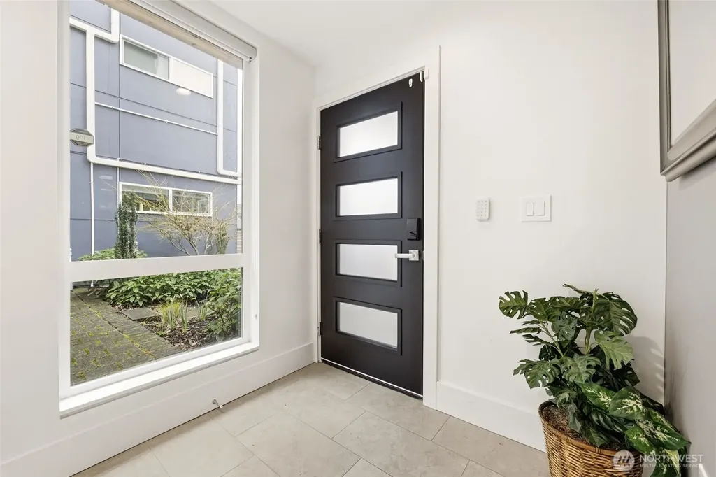 1926 Ferry Avenue SW Seattle WA 98116