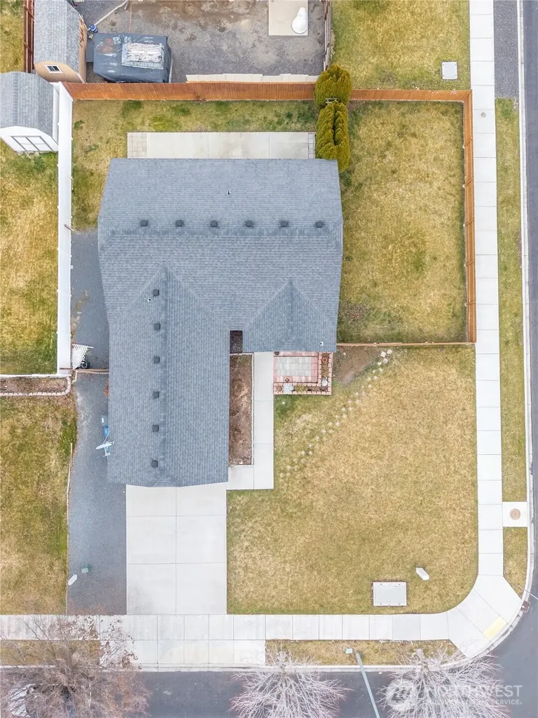 1412 E Megan Drive Moses Lake WA 98837