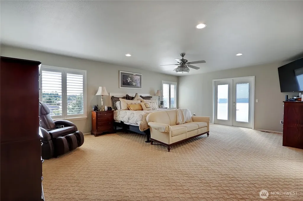 10010 181st Avenue Ct E Bonney Lake WA 98391