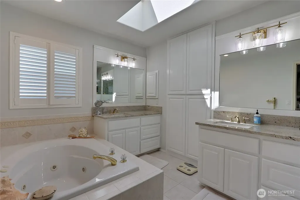 10010 181st Avenue Ct E Bonney Lake WA 98391