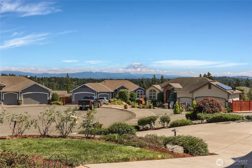 10010 181st Avenue Ct E Bonney Lake WA 98391