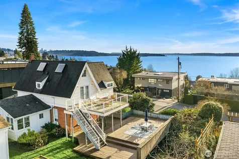 424 8th Avenue W Kirkland WA 98033