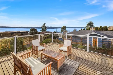424 8th Avenue W Kirkland WA 98033