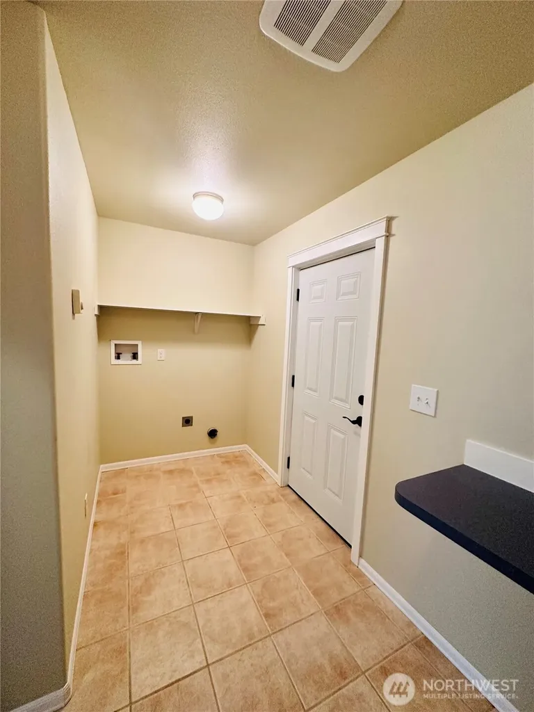 160 S Port Loop SW Ocean Shores WA 98569