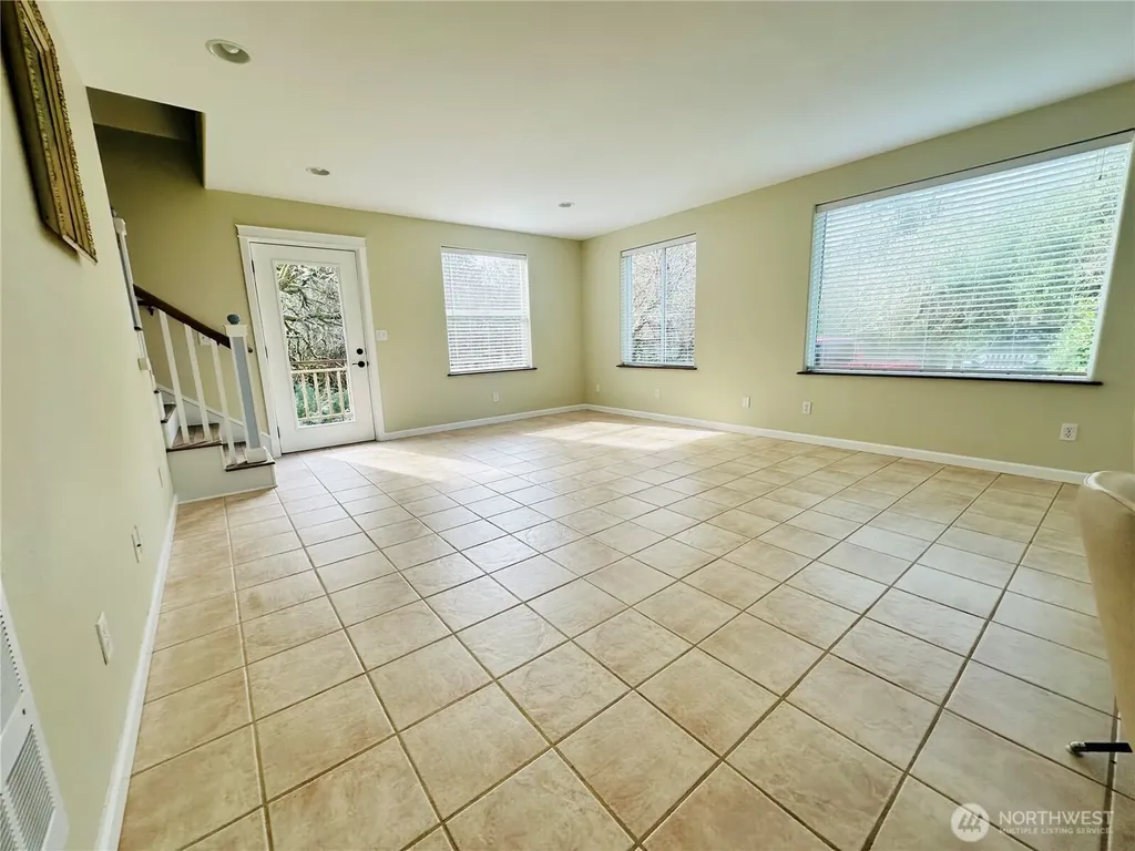 160 S Port Loop SW Ocean Shores WA 98569