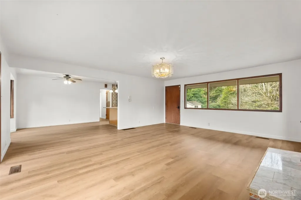 101 Deer Park Drive Aberdeen WA 98520