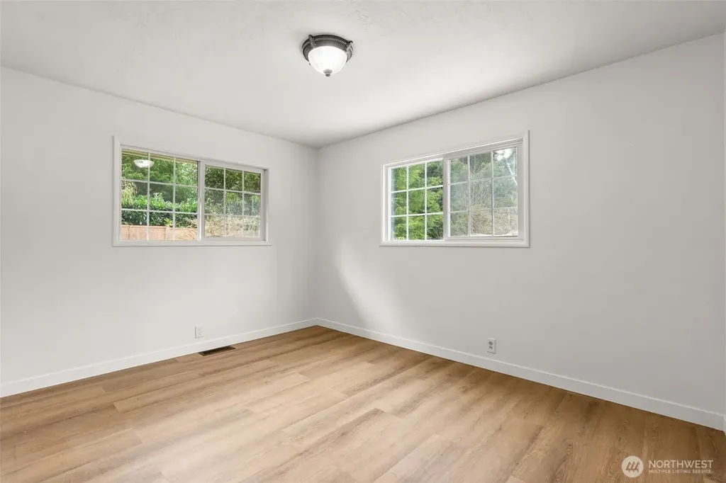 101 Deer Park Drive Aberdeen WA 98520