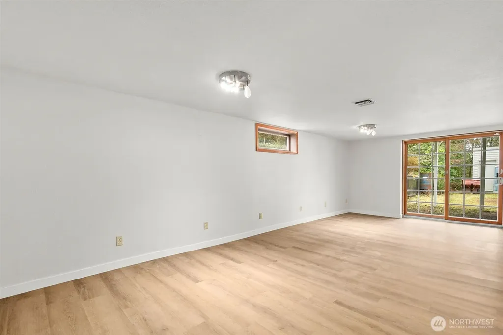 101 Deer Park Drive Aberdeen WA 98520
