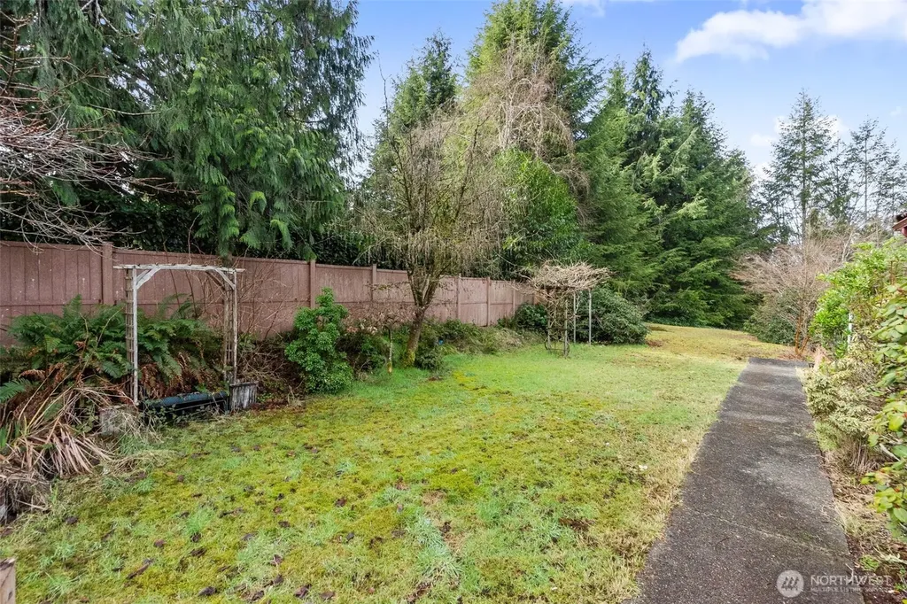 101 Deer Park Drive Aberdeen WA 98520