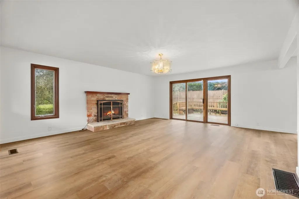 101 Deer Park Drive Aberdeen WA 98520
