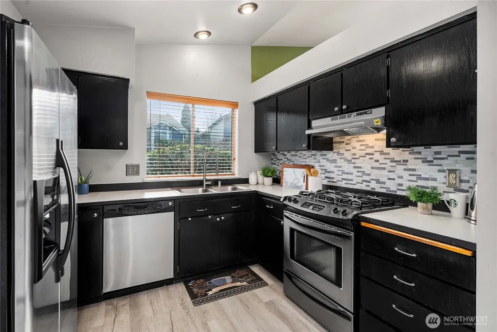 5103 S Garden Loop Road Seattle WA 98118