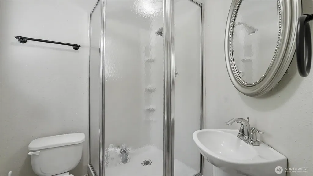 6572 123rd Avenue SE Bellevue WA 98006