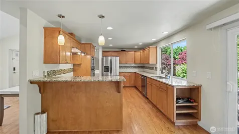 6572 123rd Avenue SE Bellevue WA 98006