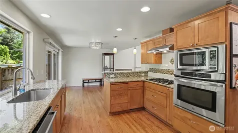 6572 123rd Avenue SE Bellevue WA 98006